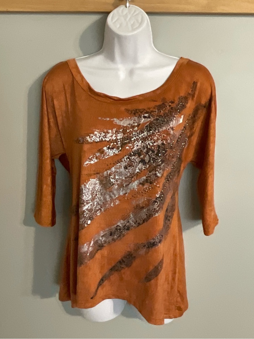 Daytrip Rust  Foil-Accent Embellished  Scoop Stretchy blouse small
